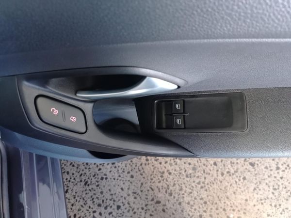 2026-Volkswagen-Polo-Vivo-14 image:20