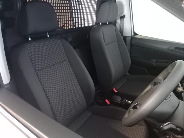 2025-Volkswagen-Caddy-Cargo-16i-81kw-Panel-Van image:15