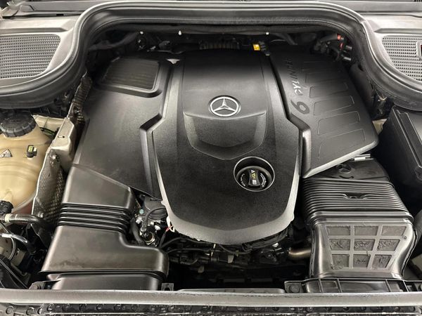 2021-Mercedes-Benz-GLE-400d-4Matic image:12