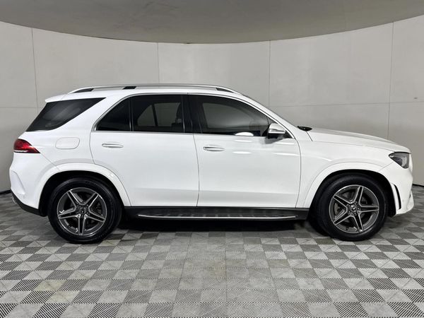 2021-Mercedes-Benz-GLE-400d-4Matic image:15