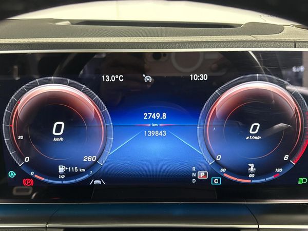2021-Mercedes-Benz-GLE-400d-4Matic image:2