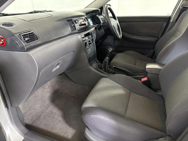 2007-Toyota-Corolla-160i-GLE image:8