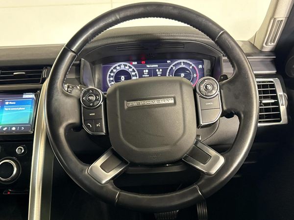 2019-Land-Rover-Discovery-30-TD6-HSE image:12