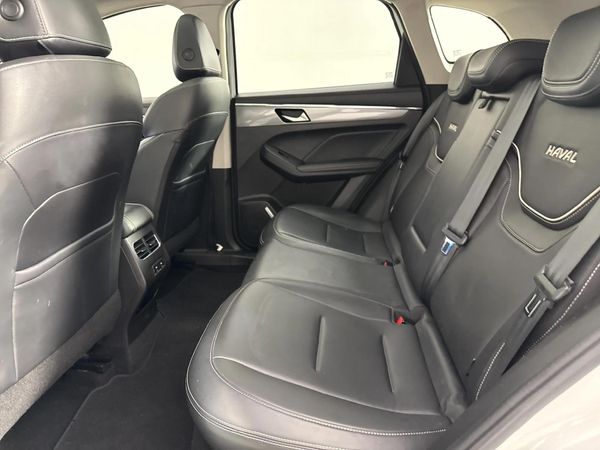 2022-Haval-Jolion-15T-Luxury-Auto image:2