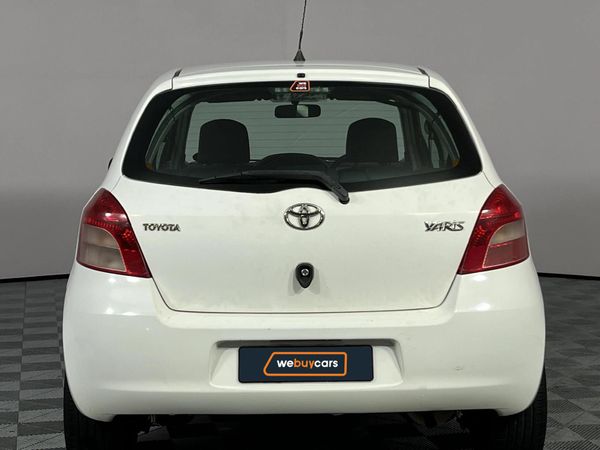 2007-Toyota-Yaris-T1-3-dr image:13