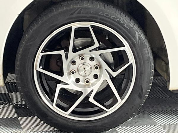 2007-Toyota-Yaris-T1-3-dr image:2