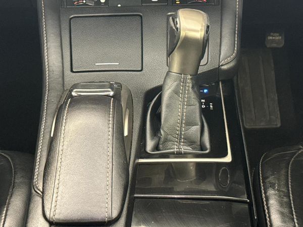 2018-Lexus-ES-250 image:7