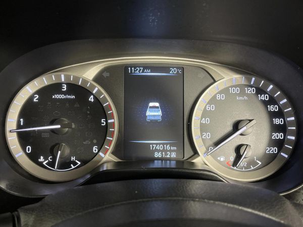 2018-Nissan-Navara-23D-LE-Double-Cab image:2