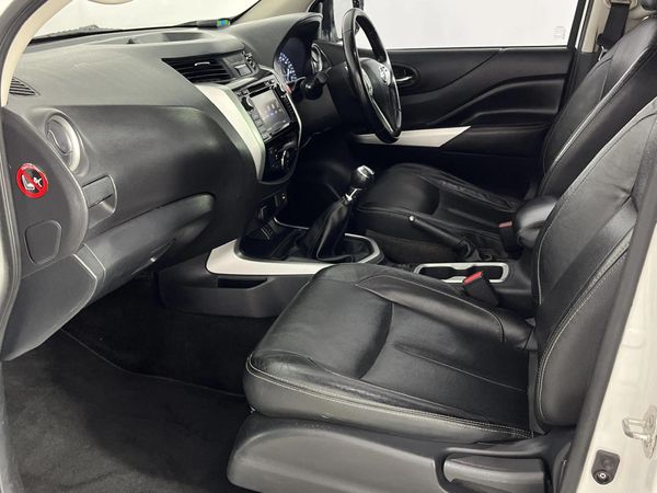 2018-Nissan-Navara-23D-LE-Double-Cab image:5