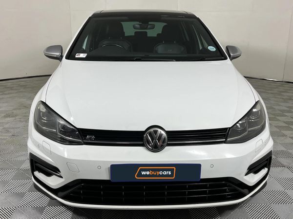 2017-Volkswagen-Golf-VII-20-TSI-R-Auto image:14