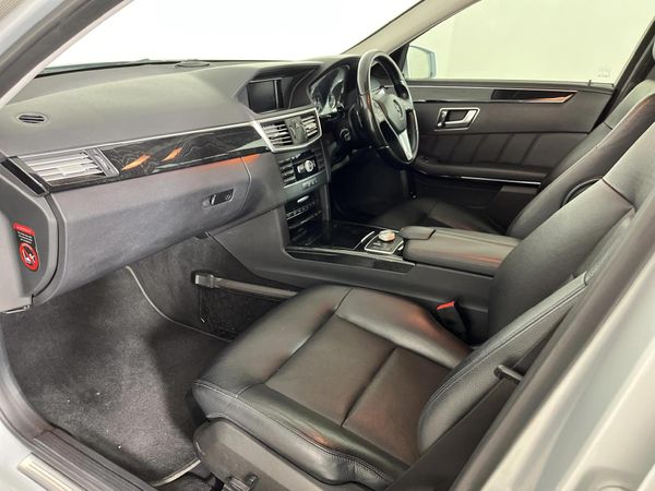 2012-Mercedes-Benz-E-Class-E-250-CDI-BE-Avantgarde image:8