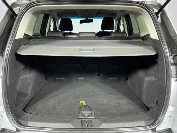 2015-Ford-Kuga-15-EcoBoost-Ambiente image:13
