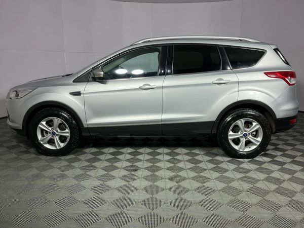 2015-Ford-Kuga-15-EcoBoost-Ambiente image:18