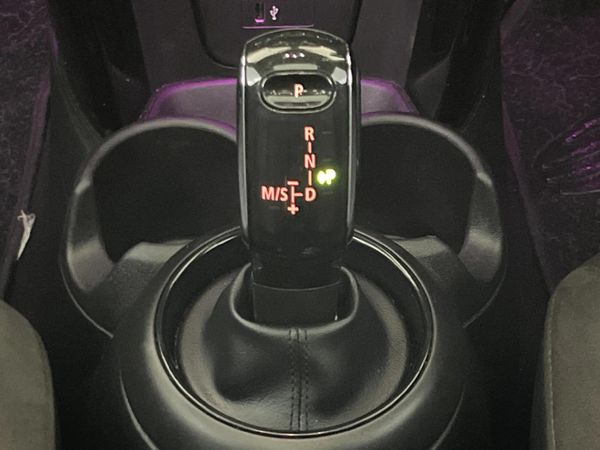 2021-MINI-Hatch-Cooper-S-5-dr-Auto image:10