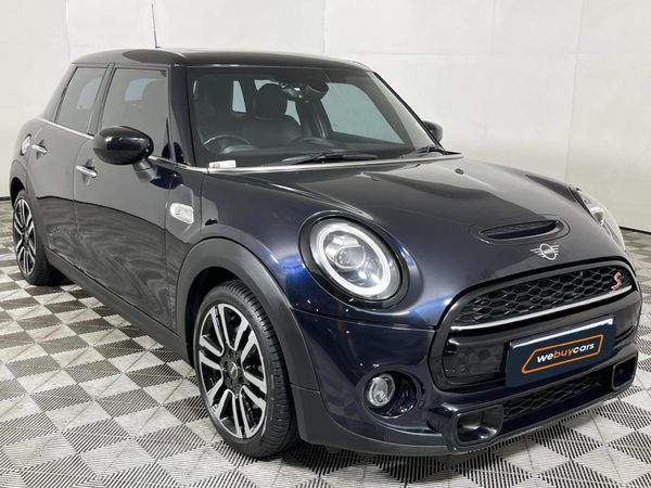 2021-MINI-Hatch-Cooper-S-5-dr-Auto image:16