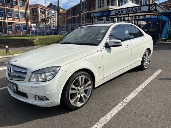 2011-Mercedes-Benz-C-Class-C300-AUTO-AVANTGARDE-SEDAN image:3