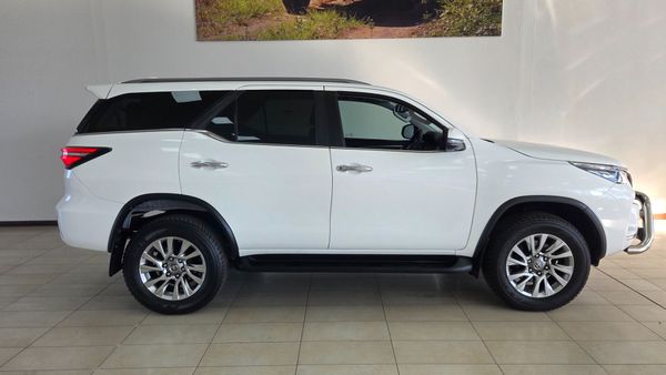 2023-Toyota-Fortuner-Toyota-Fortuner-28-GD6-RB-VX-AT image:3