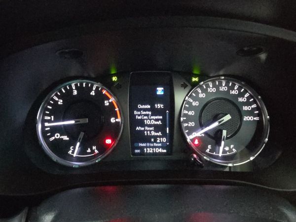 2022-Toyota-Hilux-Hilux-Double-Cab-28GD6-RB-RAI-AT image:9