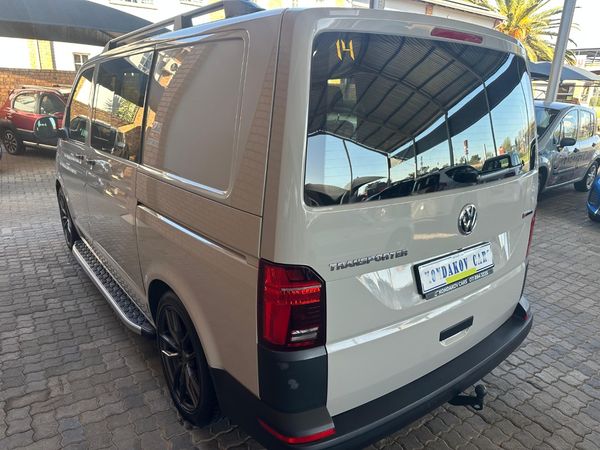 2022-Volkswagen-Transporter-T61-Crew-Bus-20-BiTDI-SWB-146kW-4Motion-Auto-5 image:2