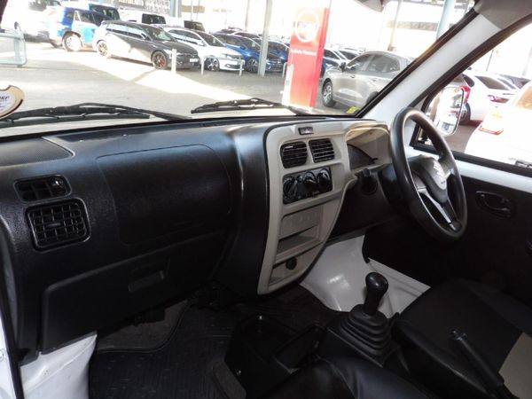 2024-Suzuki-Eeco-12-Panel-Van image:9