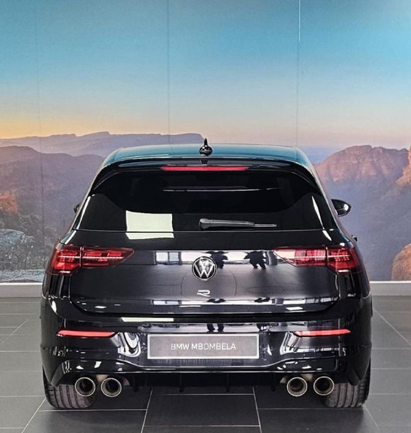 2024-Volkswagen-Golf-8-20-TSI-R-DSG image:2