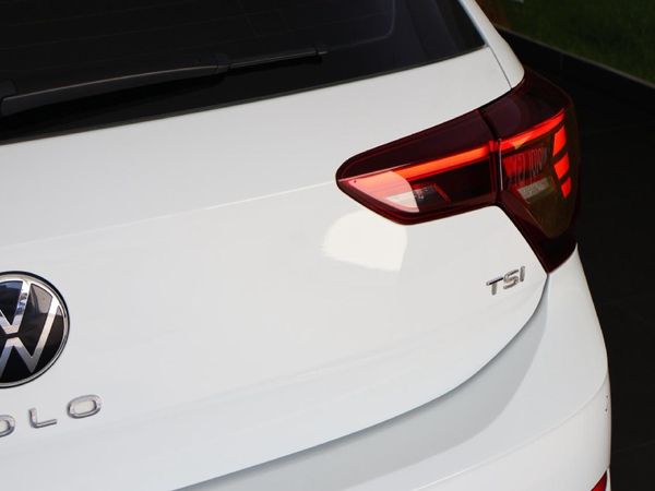 2025-Volkswagen-Polo-10-TSI-Life-Auto-DSG image:3