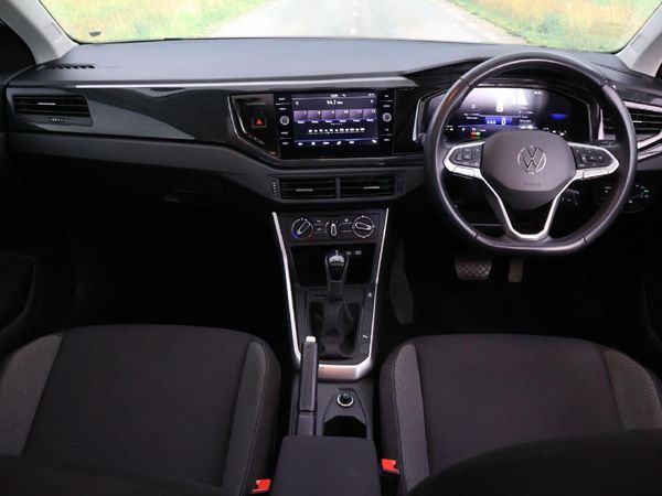 2025-Volkswagen-Polo-10-TSI-Life-Auto-DSG image:7