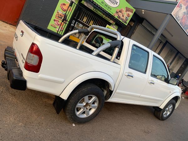 2008-Isuzu-KB-250D-Teq-Double-Cab-LE image:12