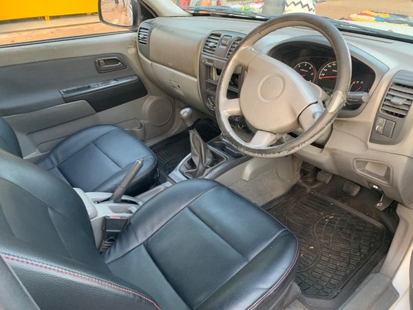 2008-Isuzu-KB-250D-Teq-Double-Cab-LE image:16