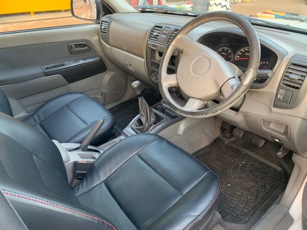 2008-Isuzu-KB-250D-Teq-Double-Cab-LE image:18