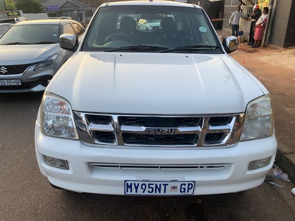 2008-Isuzu-KB-250D-Teq-Double-Cab-LE image:1