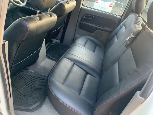 2008-Isuzu-KB-250D-Teq-Double-Cab-LE image:25