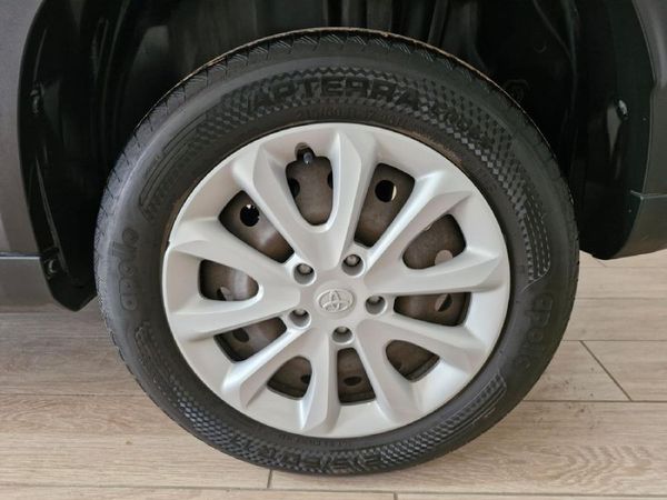 2023-Toyota-Urban-Cruiser-15-XS image:5