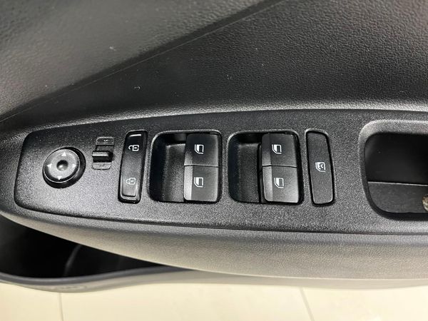 2024-Hyundai-Grand-i10-10-Motion image:12
