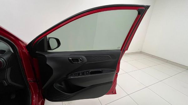 2024-Hyundai-Grand-i10-10-Motion image:11