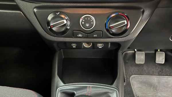 2024-Hyundai-Grand-i10-10-Motion image:22