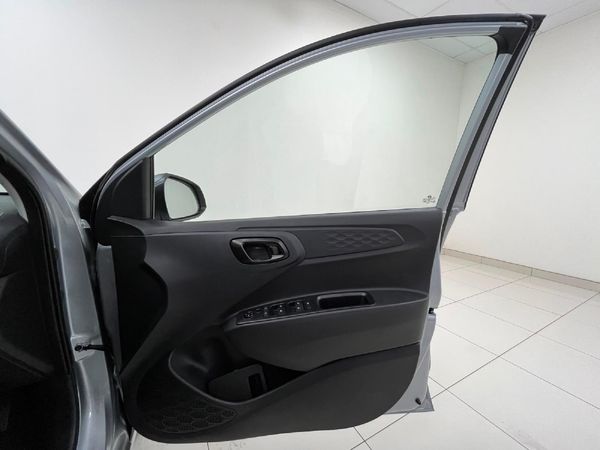 2026-Hyundai-Grand-i10-10-Motion image:11