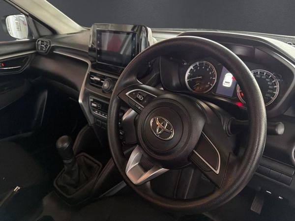 2025-Toyota-Urban-Cruiser-15-XS image:10