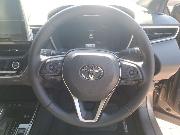 2026-Toyota-Corolla-Cross-18-XS-Hybrid image:7