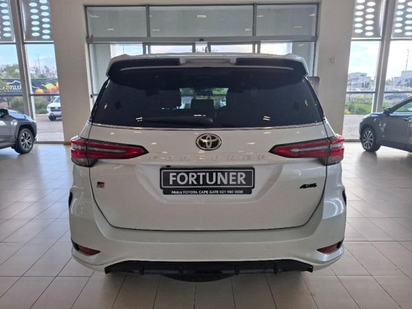 2026-Toyota-Fortuner-28GD-6-4x4-GR-S-Auto image:3