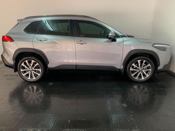 2024-Toyota-Corolla-Cross-18-XR-Hybrid image:7