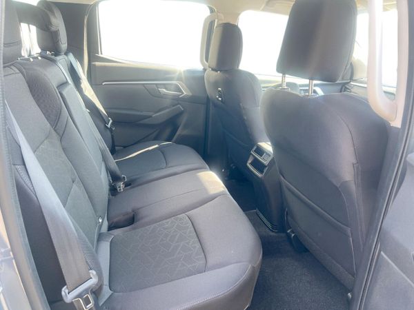 2026-Isuzu-D-Max-19-DDI-HR-LS-Auto-Double-Cab image:13