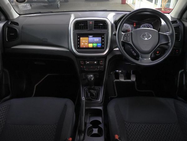 2022-Toyota-Urban-Cruiser-15-Xs image:27