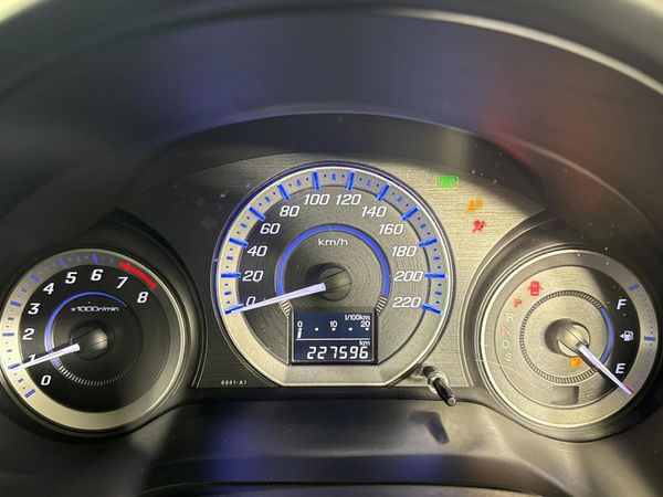 2013-Honda-Ballade-15-Elegance-Auto image:2