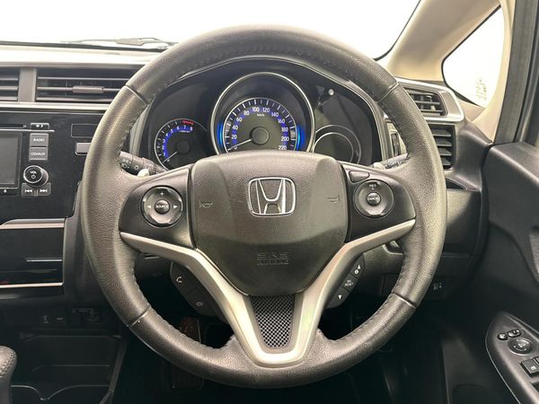2018-Honda-Jazz-12-Comfort-Auto image:11