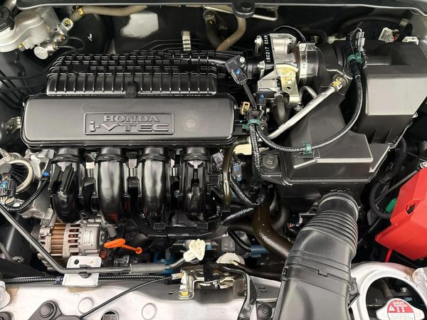 2018-Honda-Jazz-12-Comfort-Auto image:12