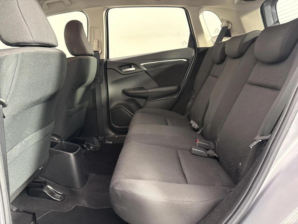 2018-Honda-Jazz-12-Comfort-Auto image:3
