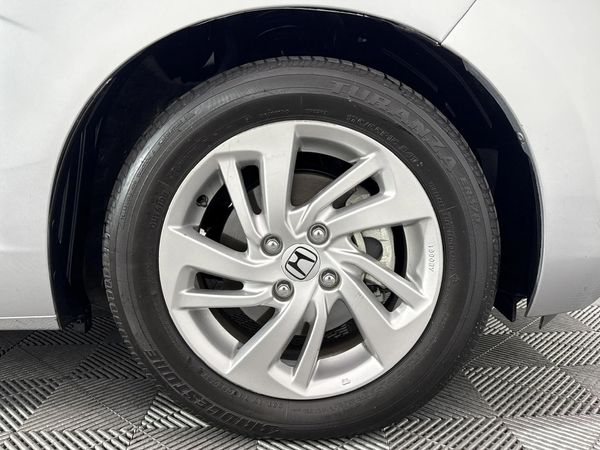 2018-Honda-Jazz-12-Comfort-Auto image:4