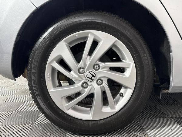 2018-Honda-Jazz-12-Comfort-Auto image:7