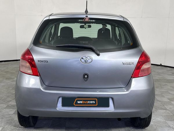 2008-Toyota-Yaris-T1-5-dr image:15